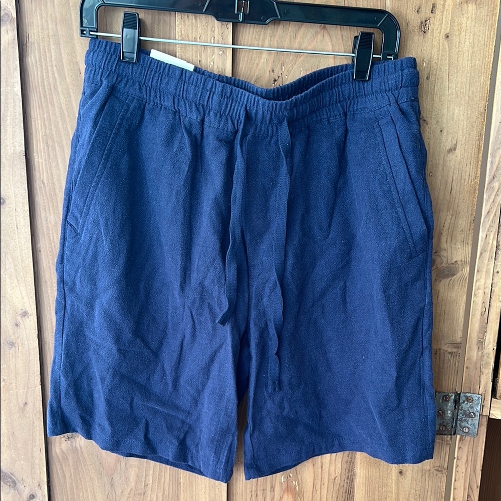 Men's Blue linen shorts nwt medium